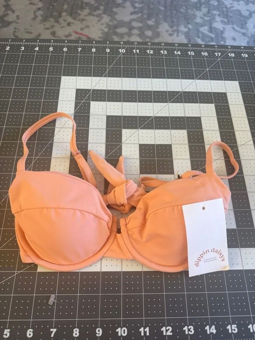 Dippin' Daisy's Gigi Bikini Top Small Peach Coral New With Tags
